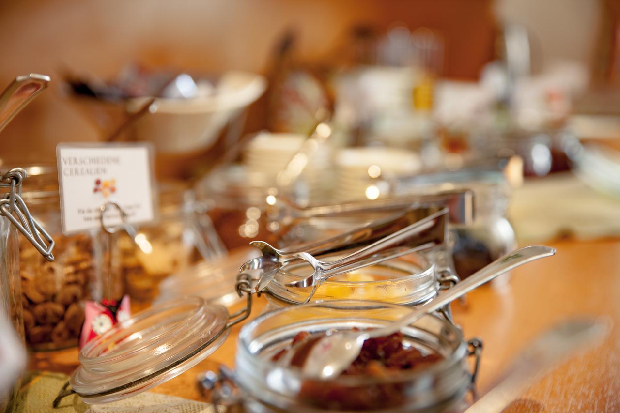 Hotel-Restaurant Teuschler-Mogg Bad Waltersdorf Inklusiv Genusscard Экстерьер фото